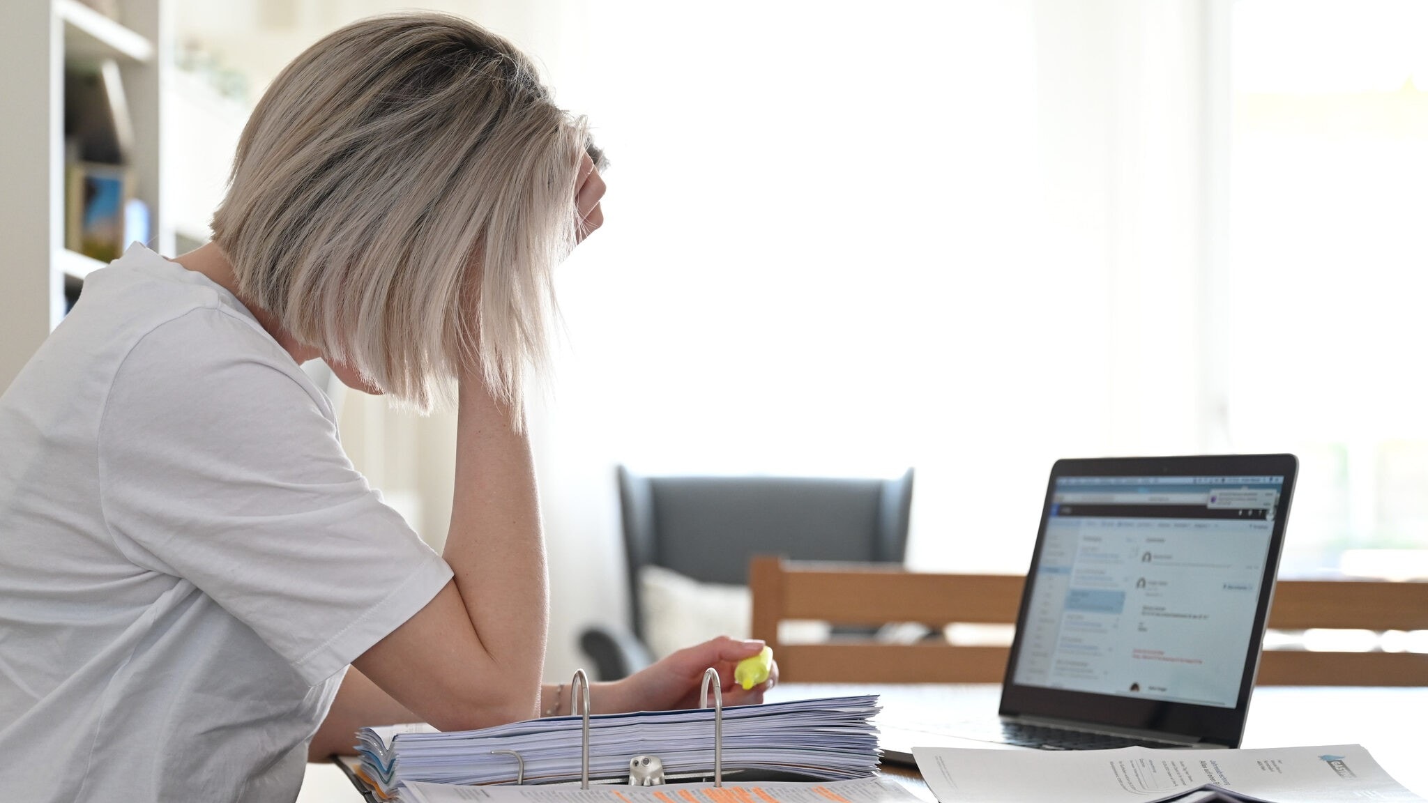 „Weihnachtszeit: Schulden und der Weg zur Hilfe“