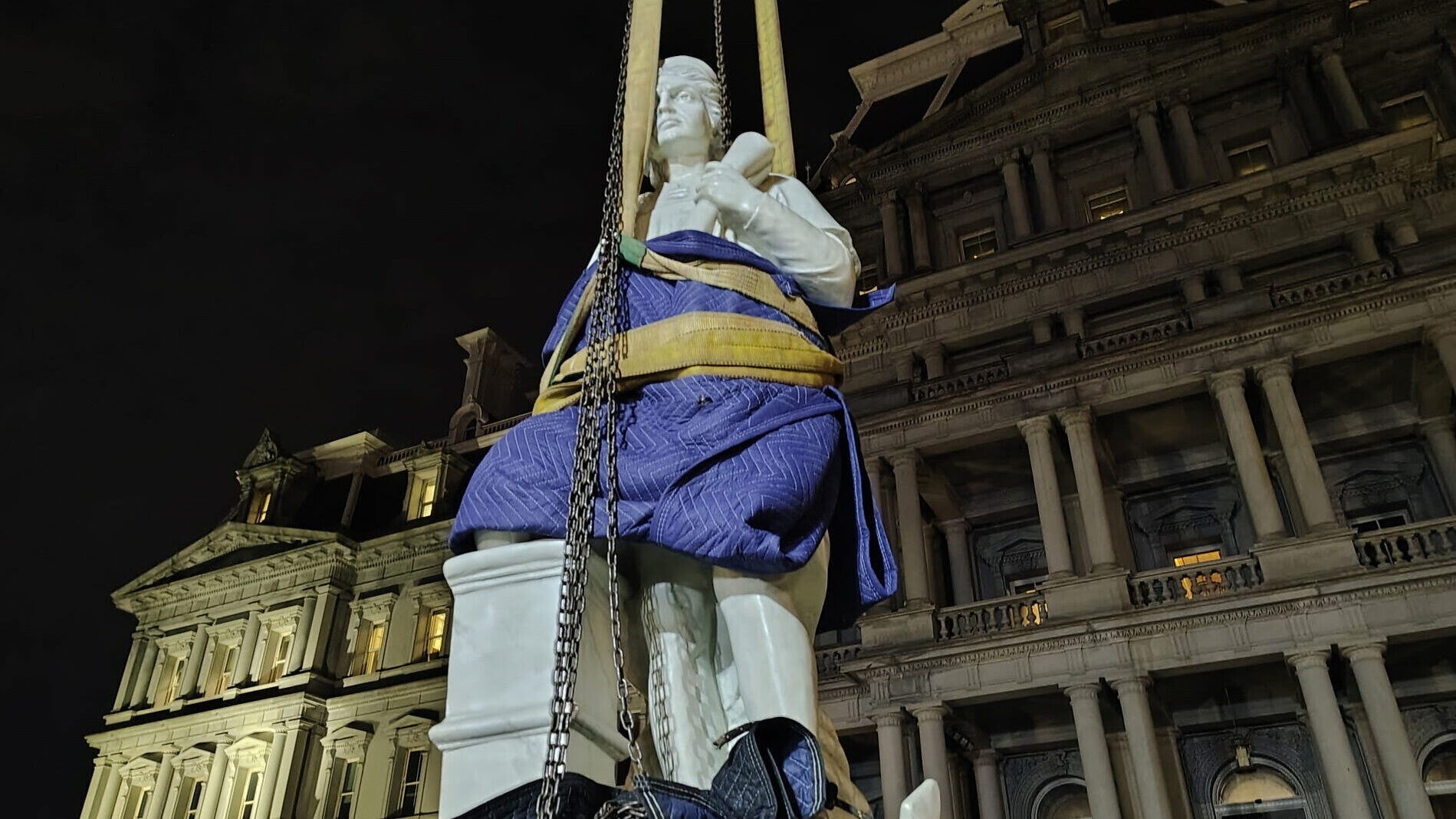 Trump lässt Kolumbus-Statue wieder aufstellen