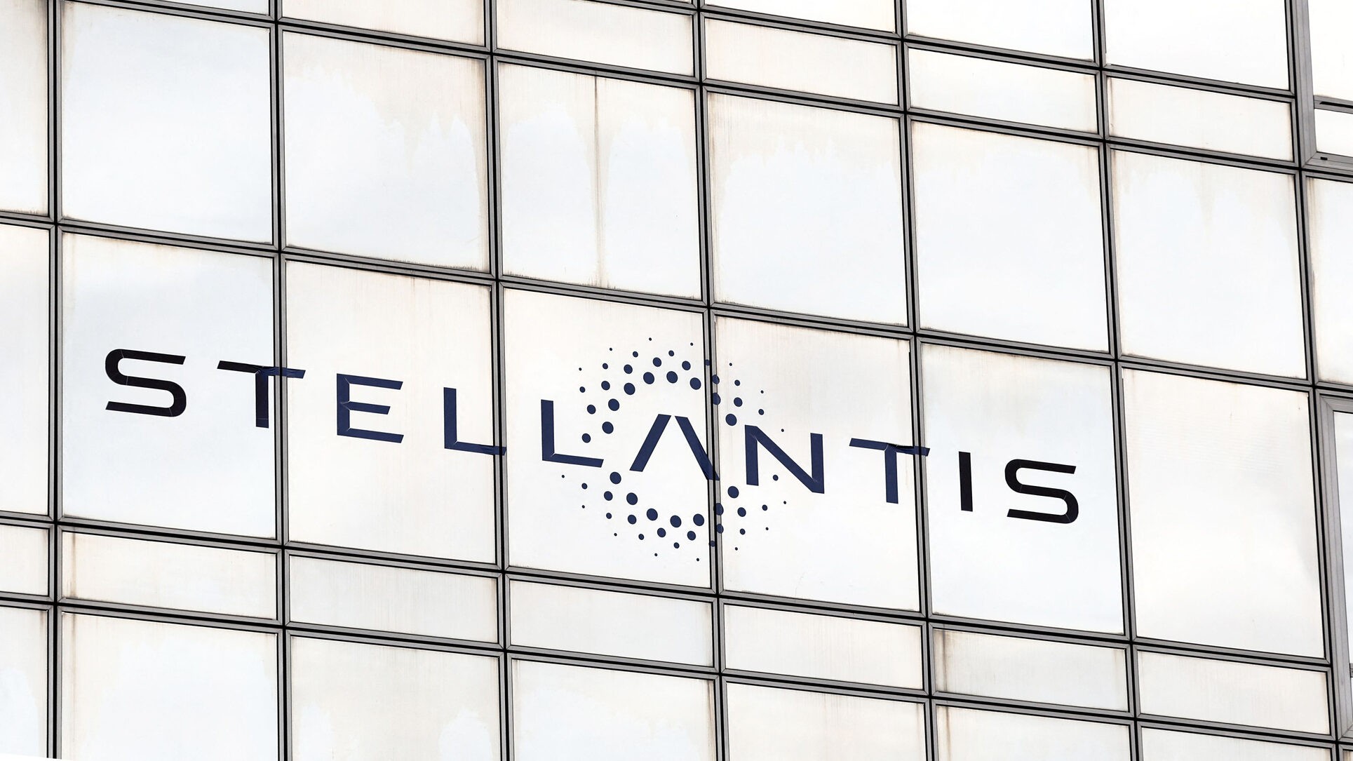 Stellantis: Rekordverlust von 22,3 Milliarden Euro